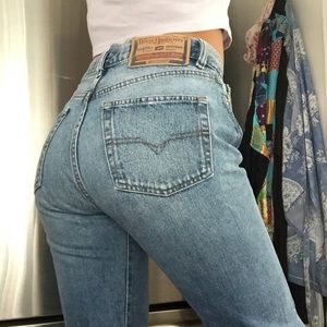 Vintage light wash mom jeans from Diesel